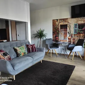 1 Panorama Apartment